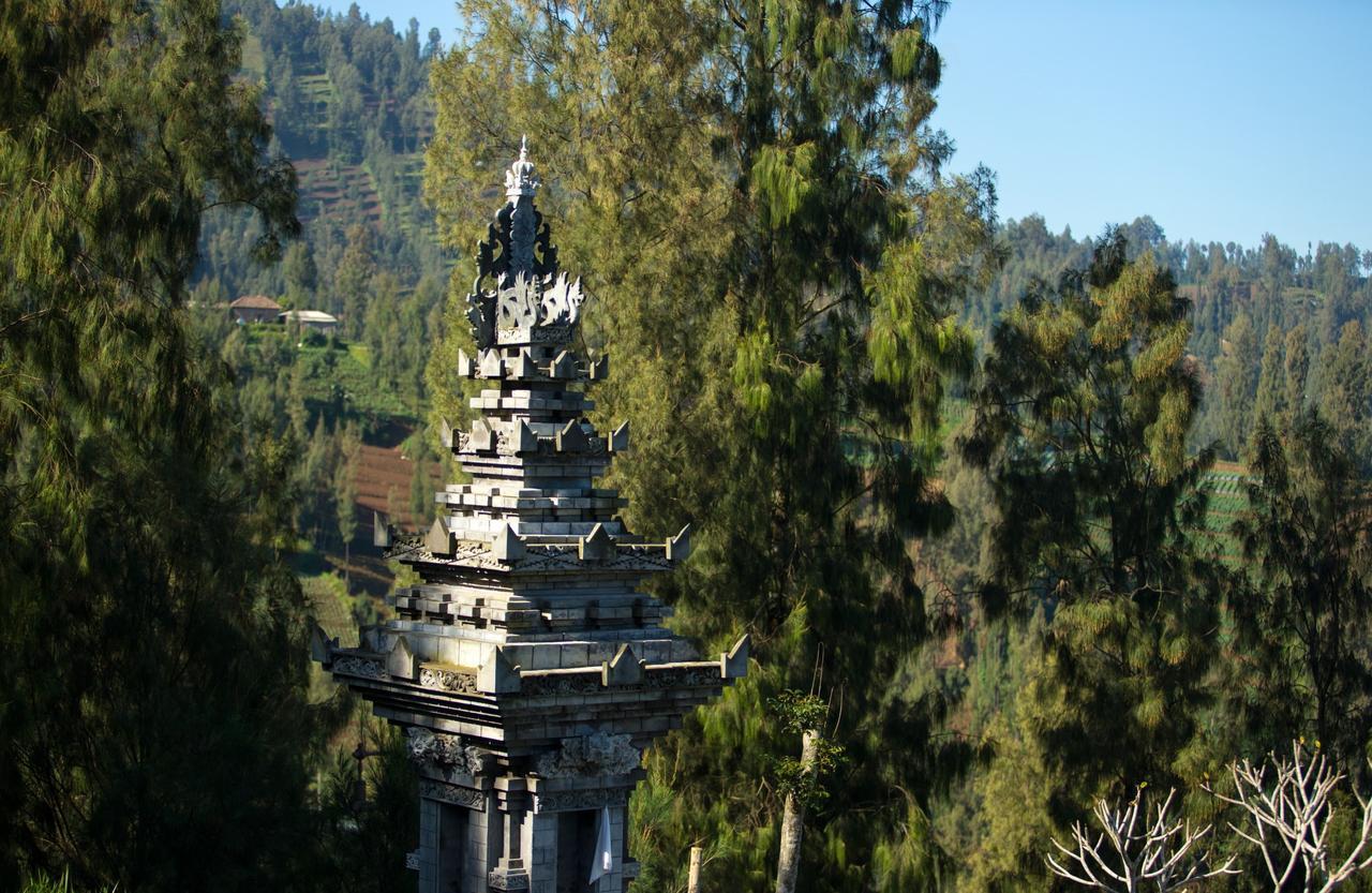 Plataran Bromo Hotell Exteriör bild